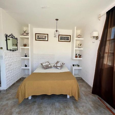 Casa Alvarado Hostel Сальта Екстер'єр фото