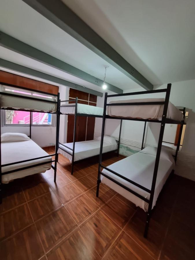Casa Alvarado Hostel Сальта Екстер'єр фото