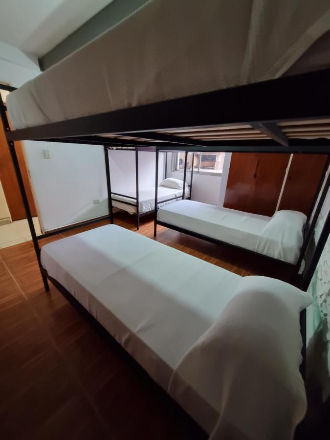 Casa Alvarado Hostel Сальта Екстер'єр фото
