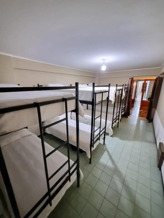 Casa Alvarado Hostel Сальта Екстер'єр фото