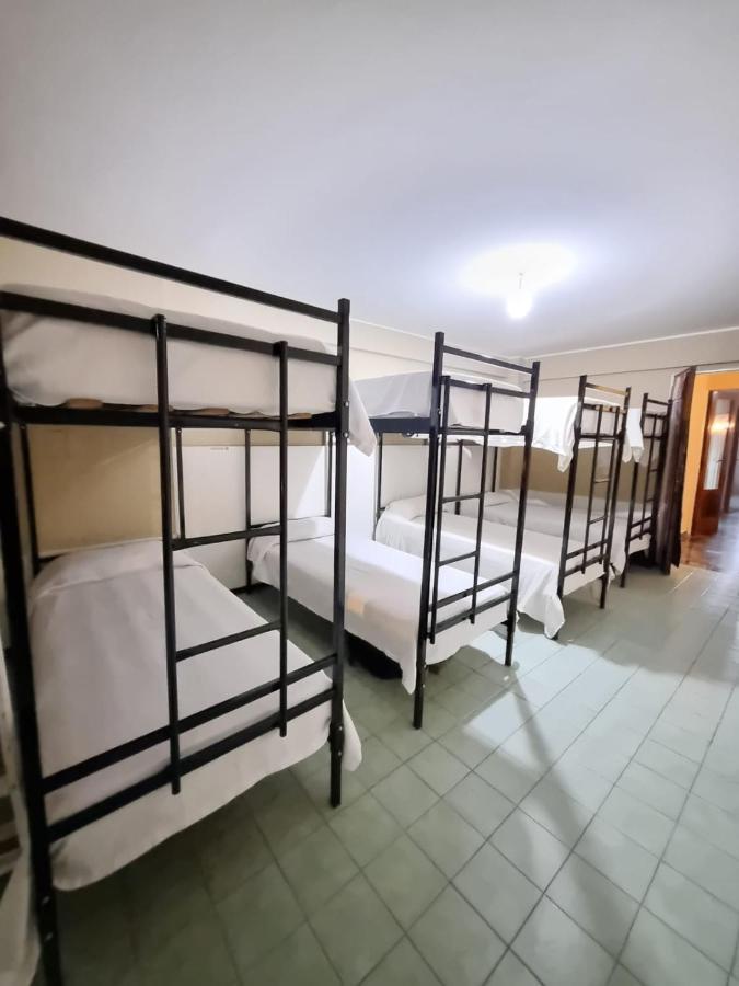 Casa Alvarado Hostel Сальта Екстер'єр фото